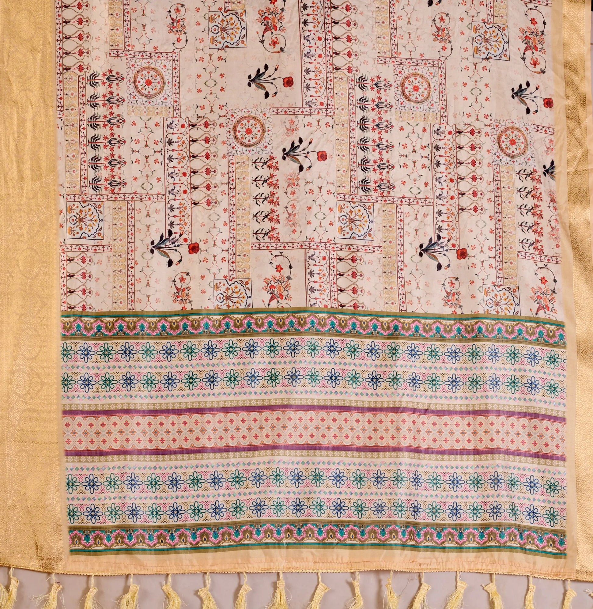 Floral Lichi Silk Saree with Zari Border