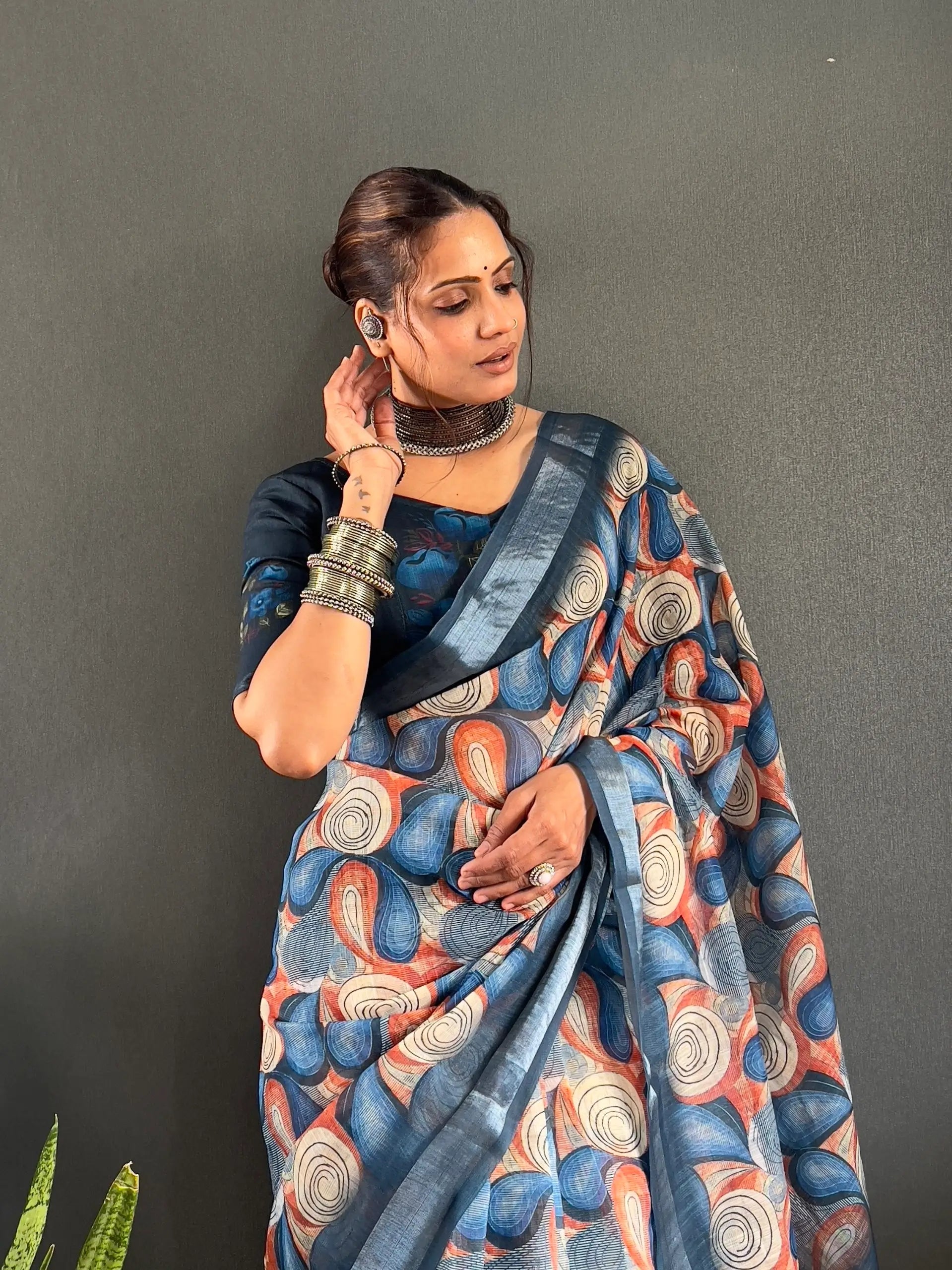 Floral Print Linen Saree