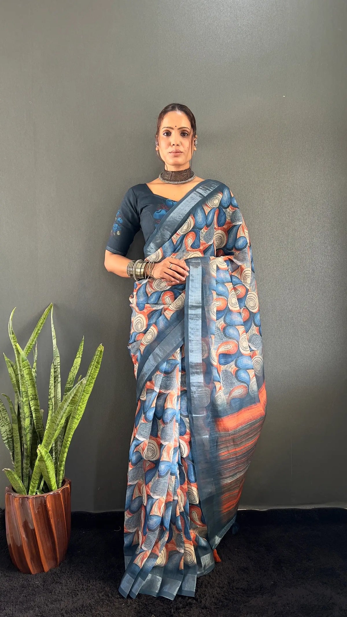 Floral Print Linen Saree