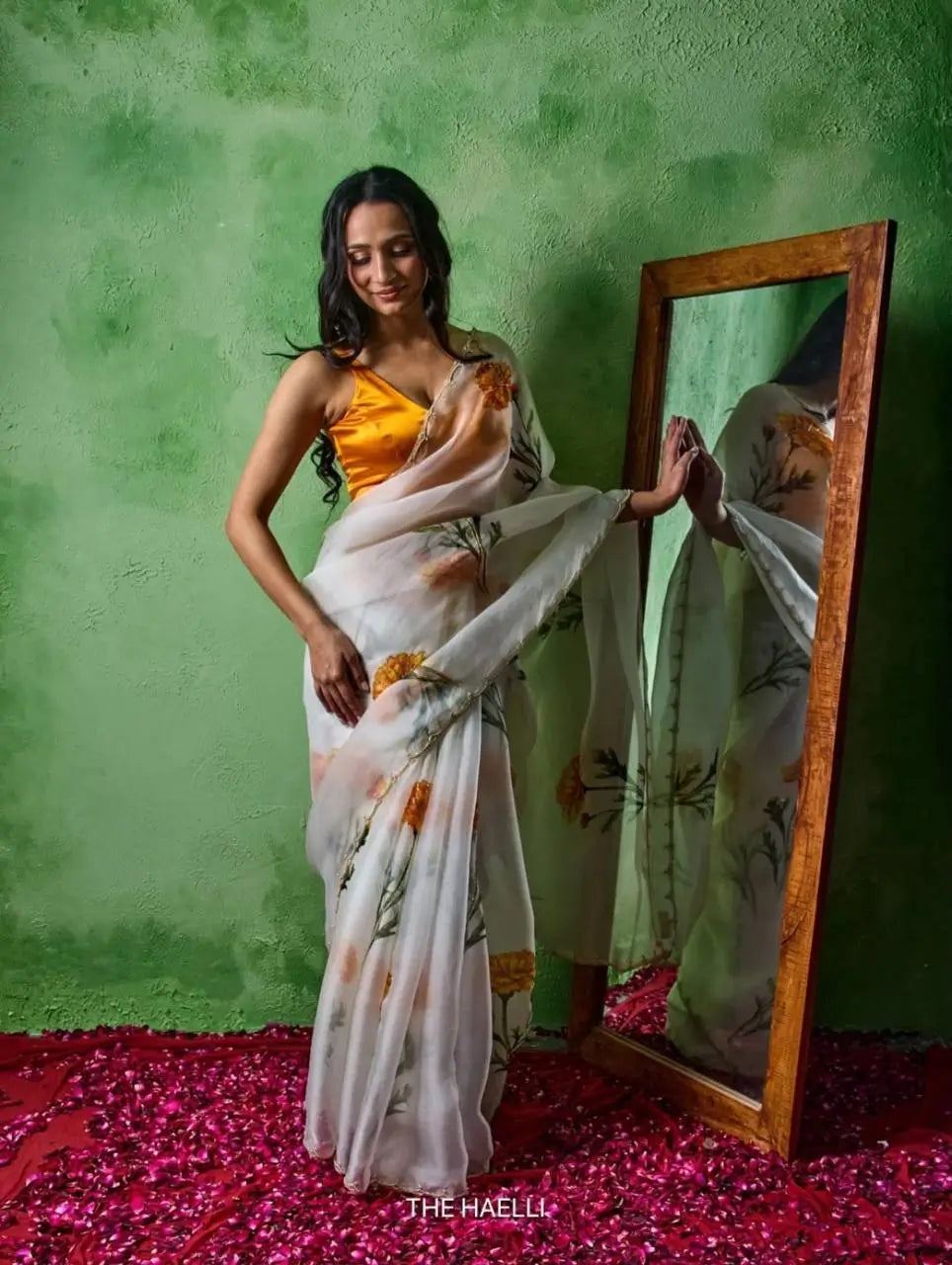 Floral Printed Silk Saree for Festive and Elegant Occasions
