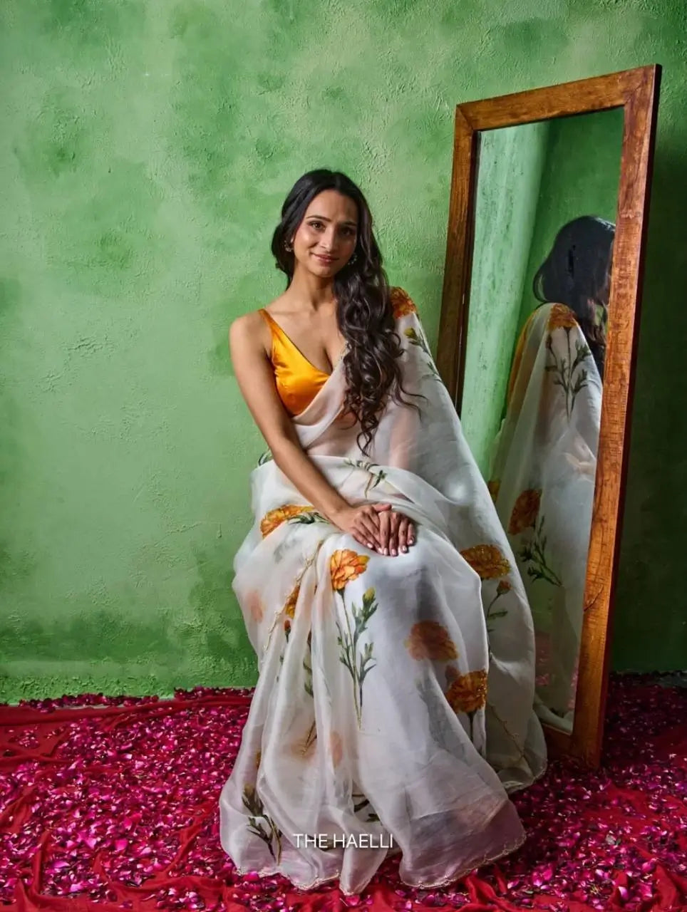 Floral Printed Silk Saree for Festive and Elegant Occasions