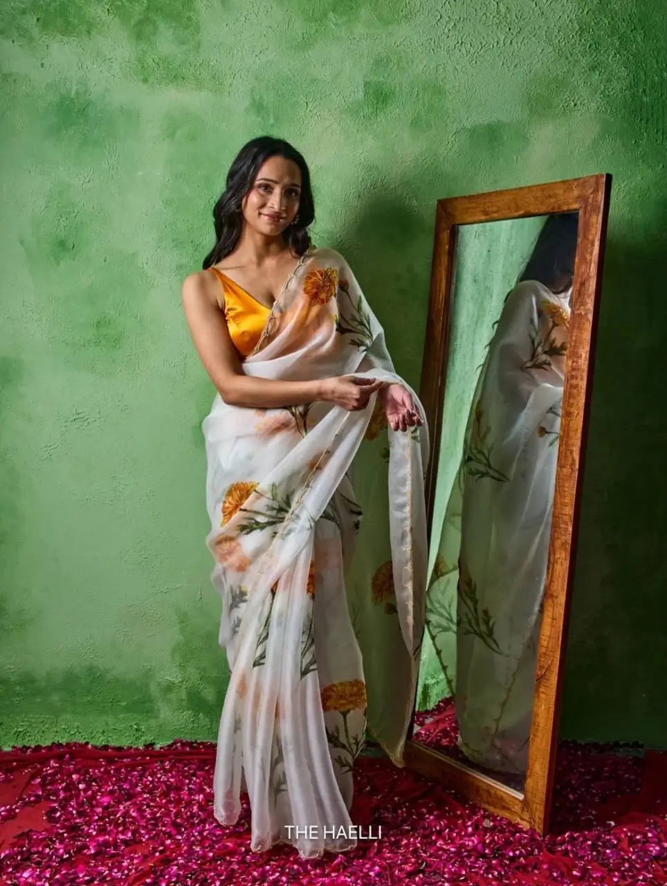 Floral Printed Silk Saree for Festive and Elegant Occasions