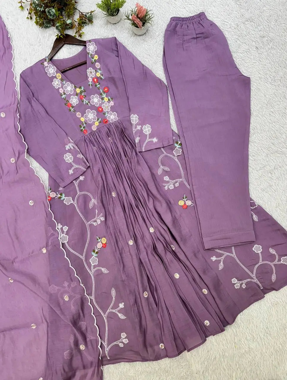 Floral Vine Chanderi Suit