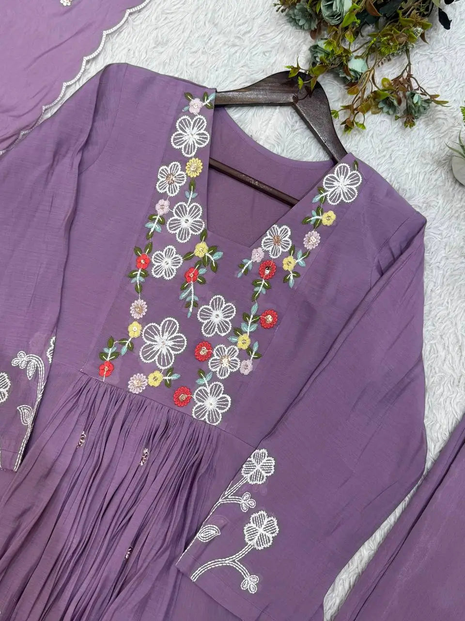 Floral Vine Chanderi Suit