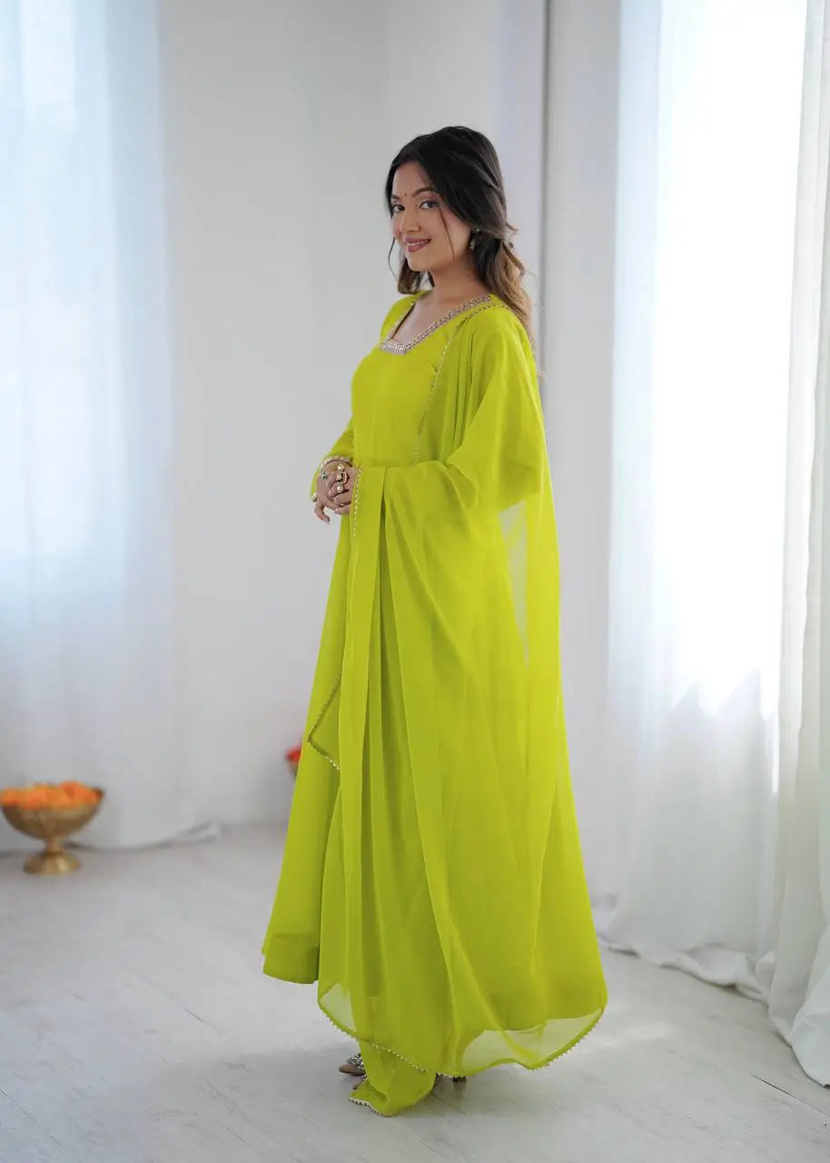 Flowy Georgette Gown Set for Festive and Wedding Occasions