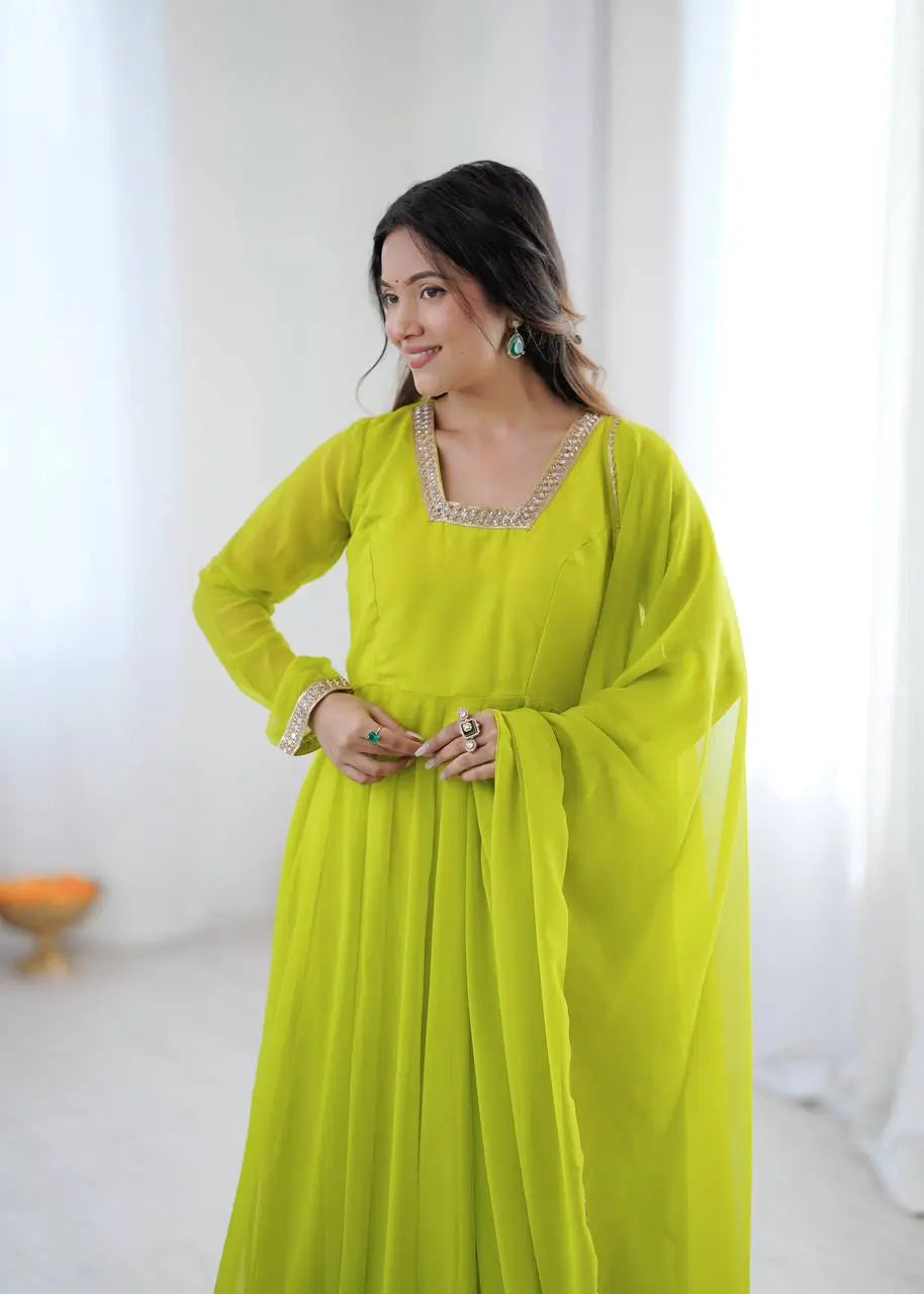 Flowy Georgette Gown Set for Festive and Wedding Occasions