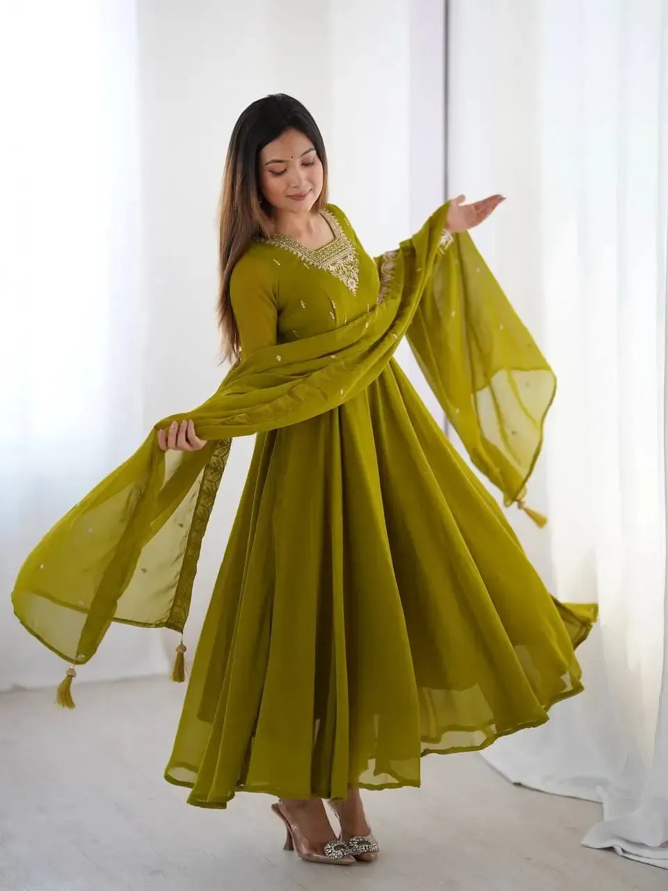 Fox Georgette Anarkali Set with Embroidery, Beads & Jari Work Dupatta