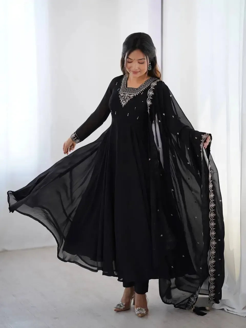 Fox Georgette Anarkali Set with Embroidery, Beads & Jari Work Dupatta