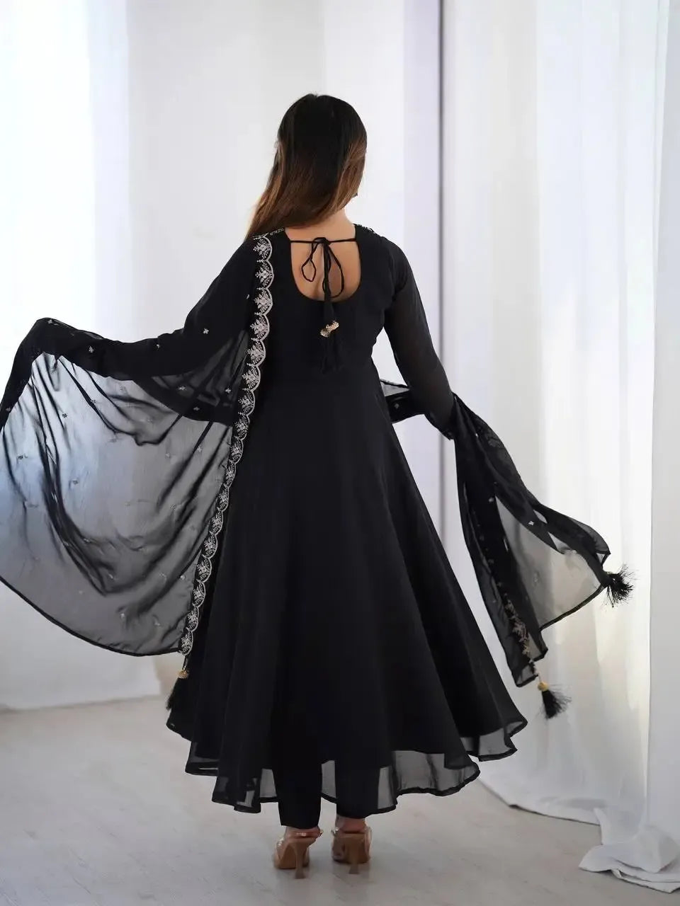 Fox Georgette Anarkali Set with Embroidery, Beads & Jari Work Dupatta