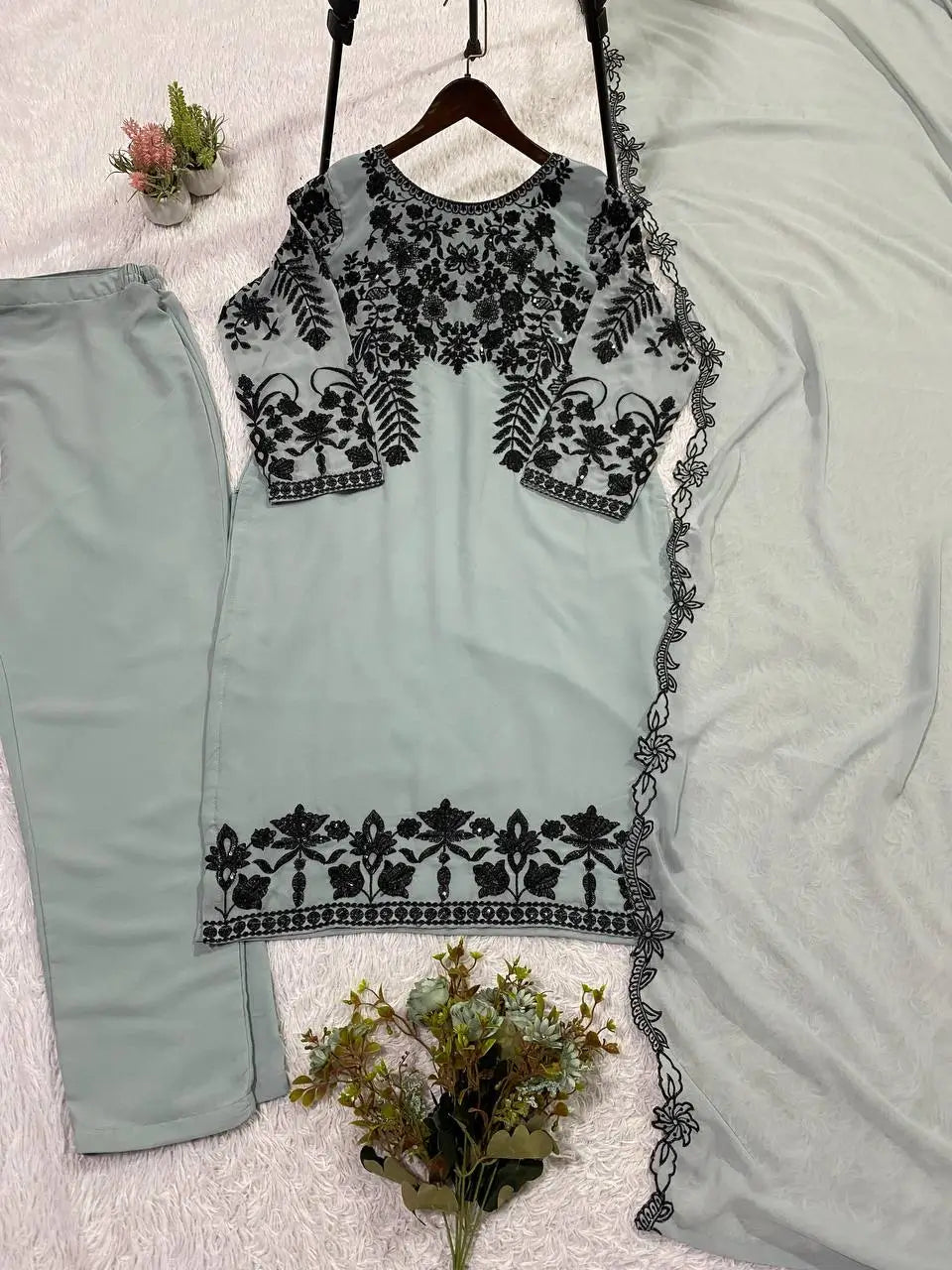Fox Georgette Kurta Set With Floral Embroidery
