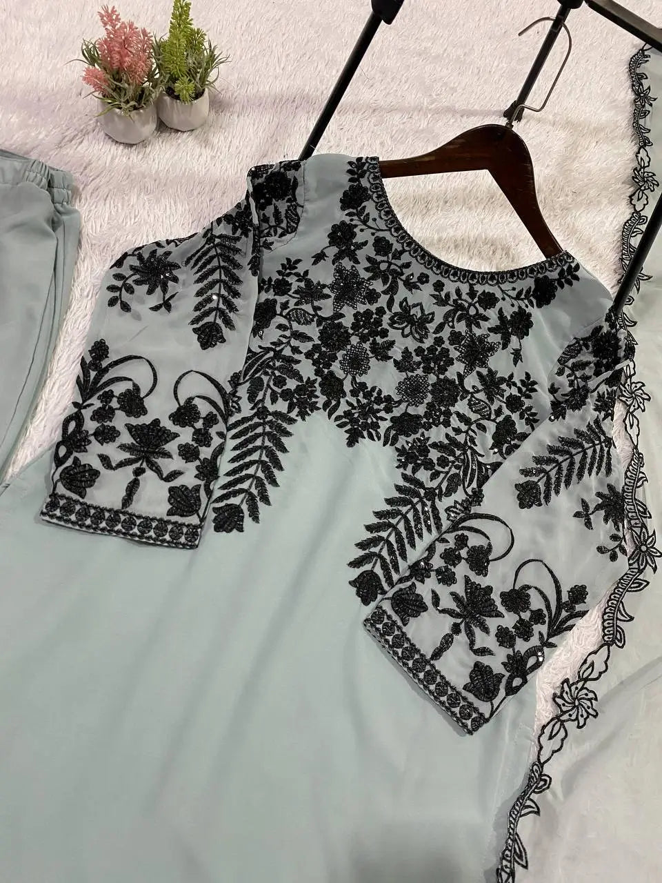 Fox Georgette Kurta Set With Floral Embroidery