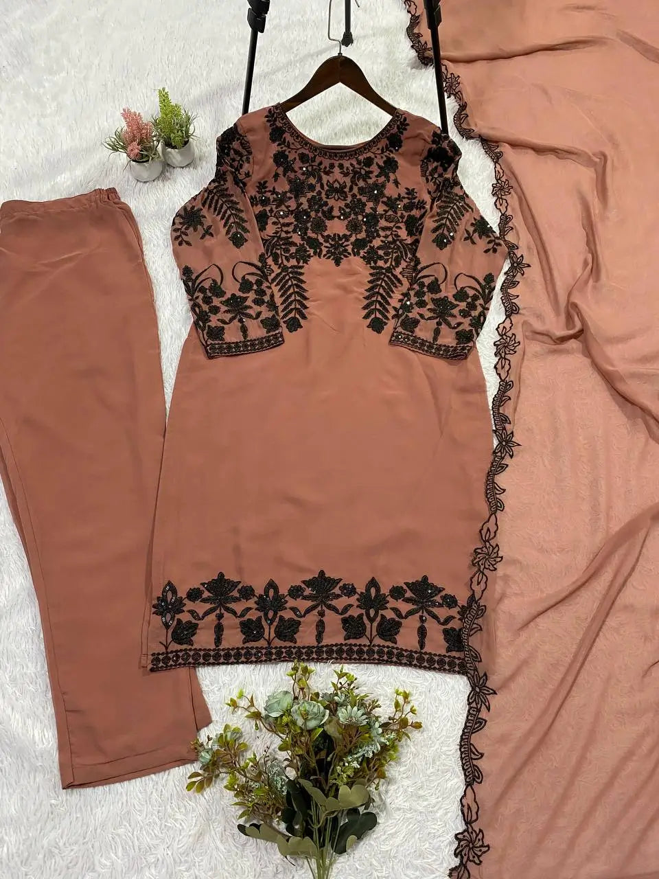 Fox Georgette Kurta Set With Floral Embroidery