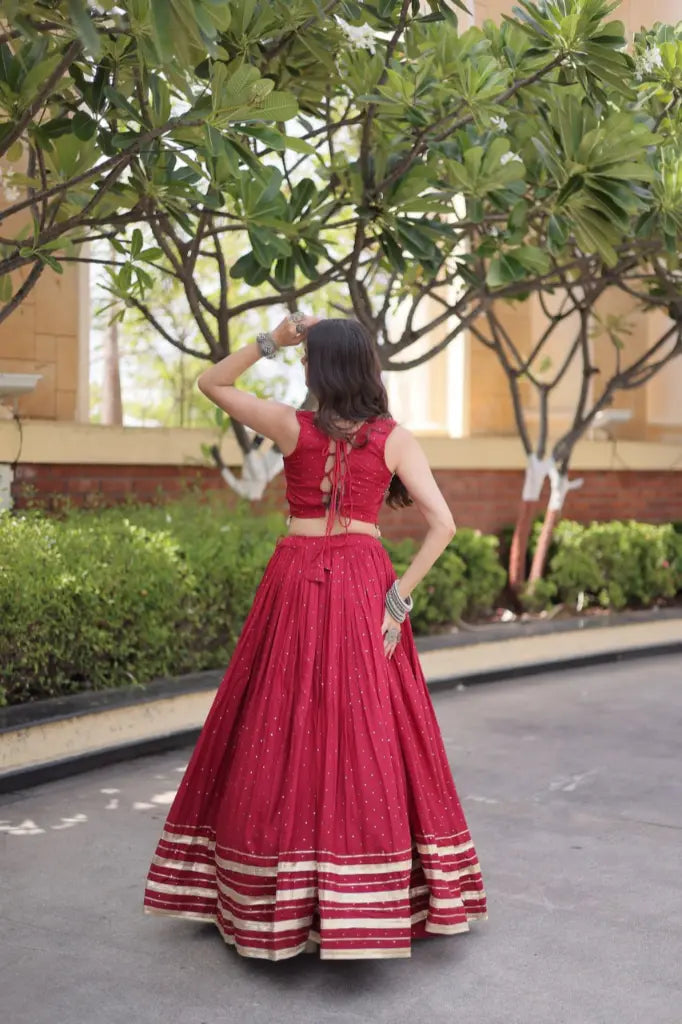 Gamthi Mirror Mukesh Lehenga