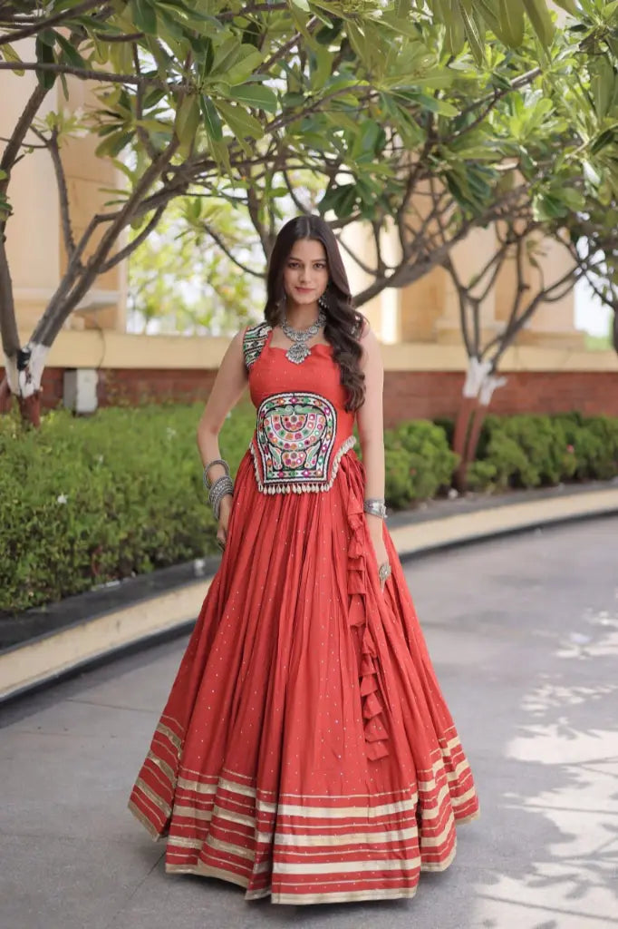 Gamthi Mirror Mukesh Lehenga