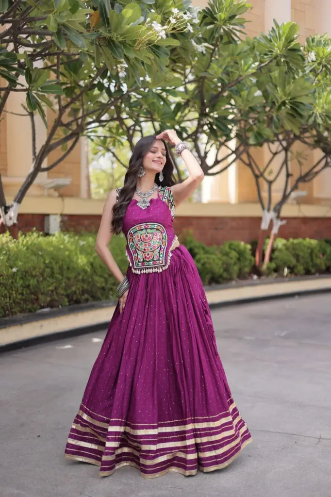 Gamthi Mirror Mukesh Lehenga