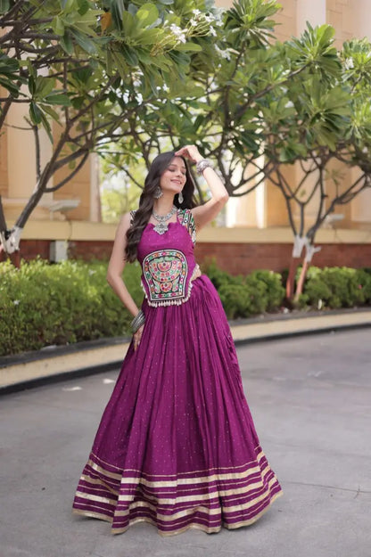 Gamthi Mirror Mukesh Lehenga