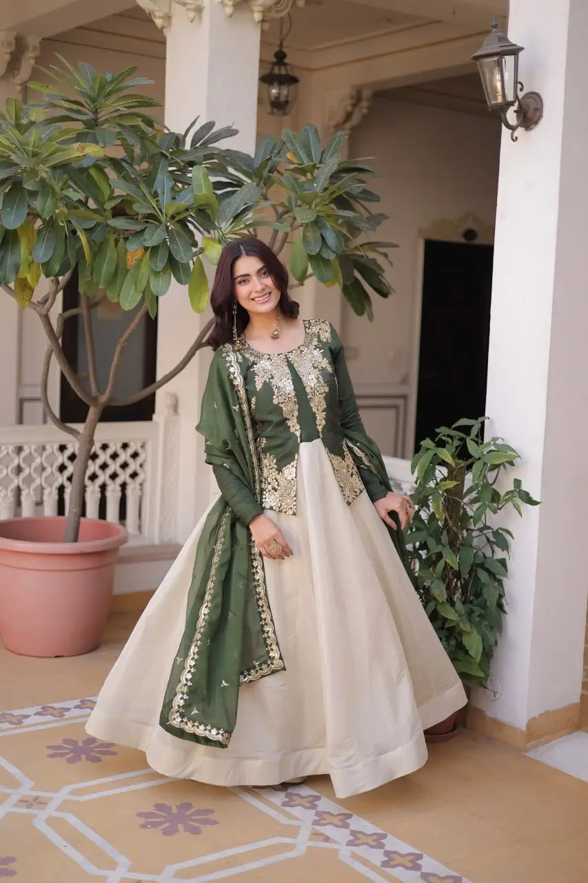 Glass Roman & Cosmos Embroidered Gown with Dupatta – Festive Wear