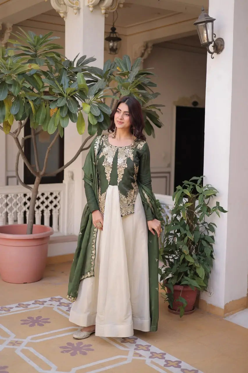Glass Roman & Cosmos Embroidered Gown with Dupatta – Festive Wear