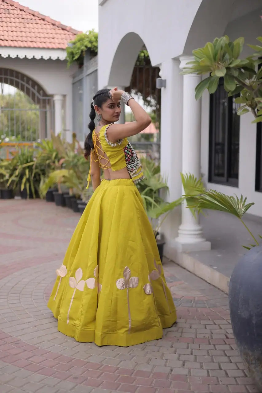 Gota Patti Mirror Crop Lehenga