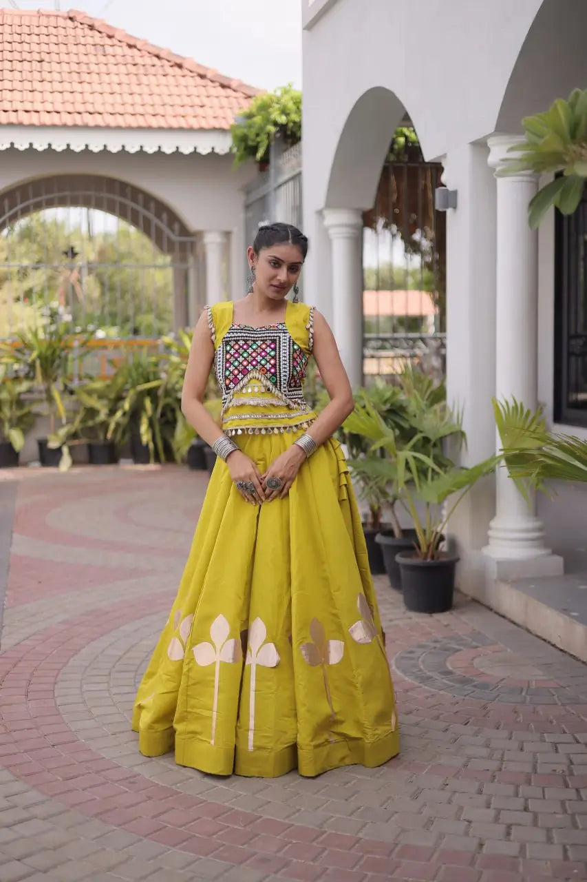 Gota Patti Mirror Crop Lehenga