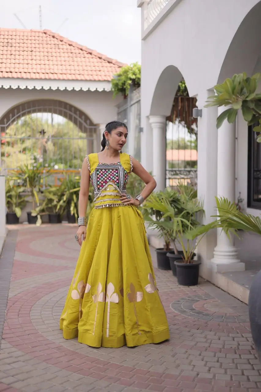 Gota Patti Mirror Crop Lehenga