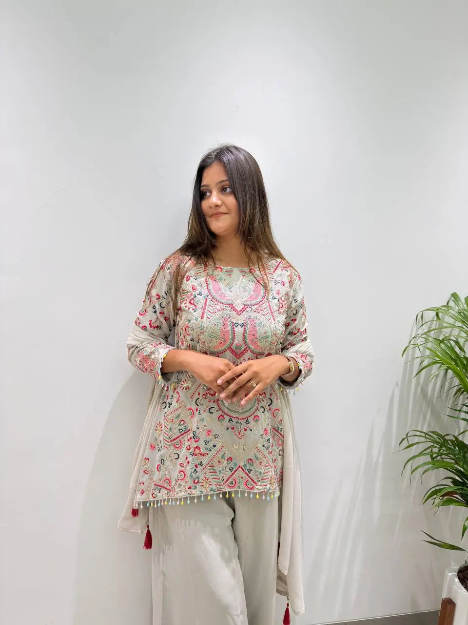 Grey Sequin Latkan Embroidered Kurta
