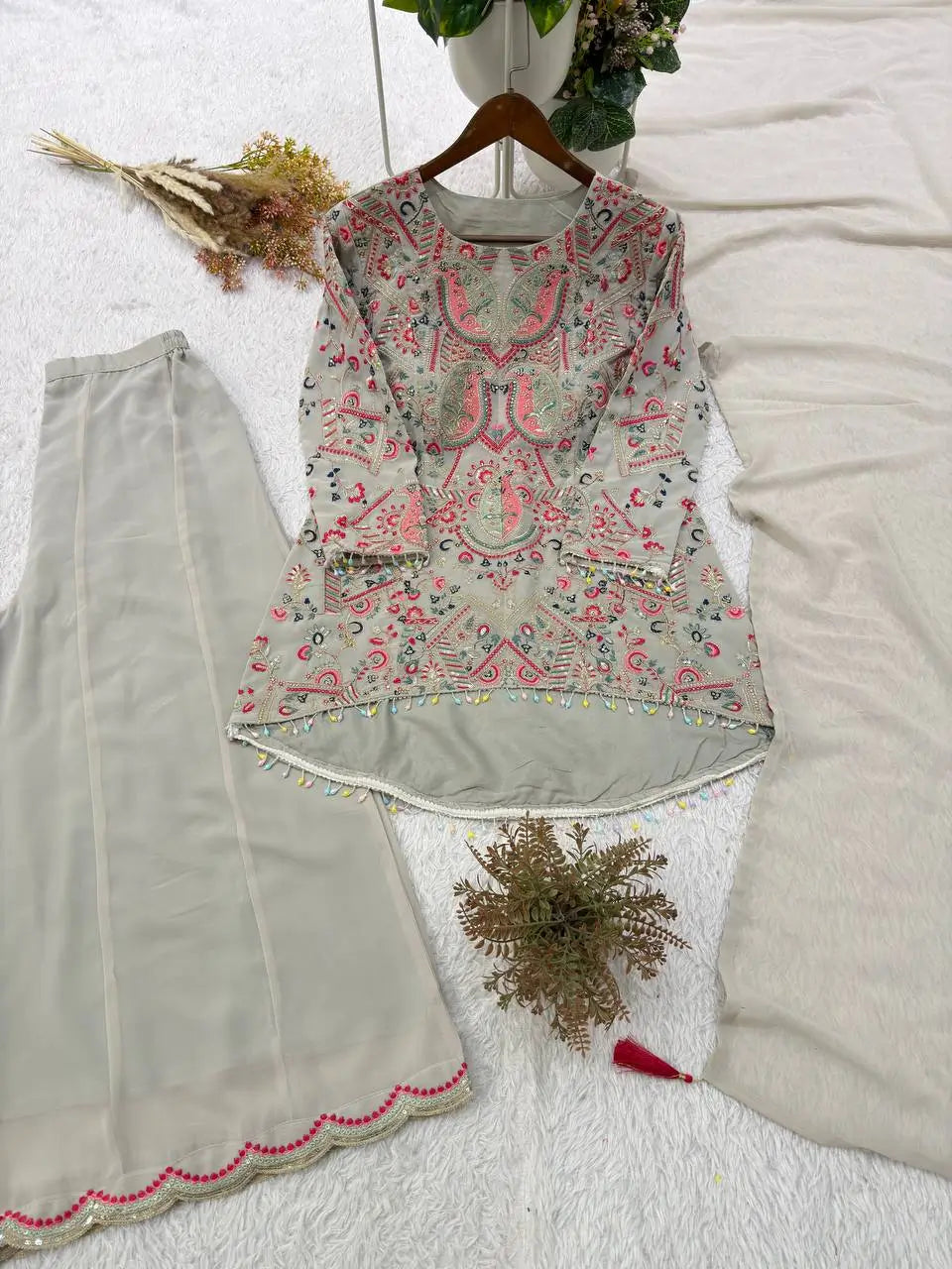 Grey Sequin Latkan Embroidered Kurta