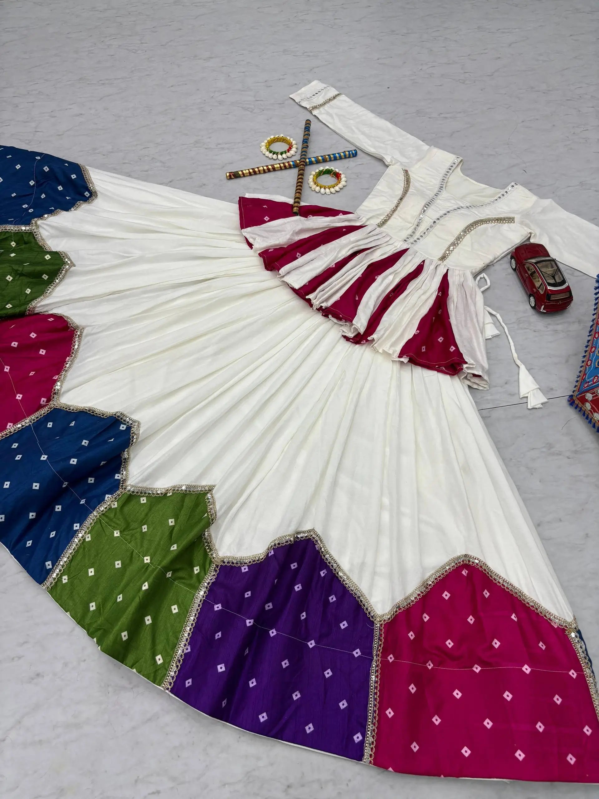 Ivory Bandhani Kediyu Lehenga