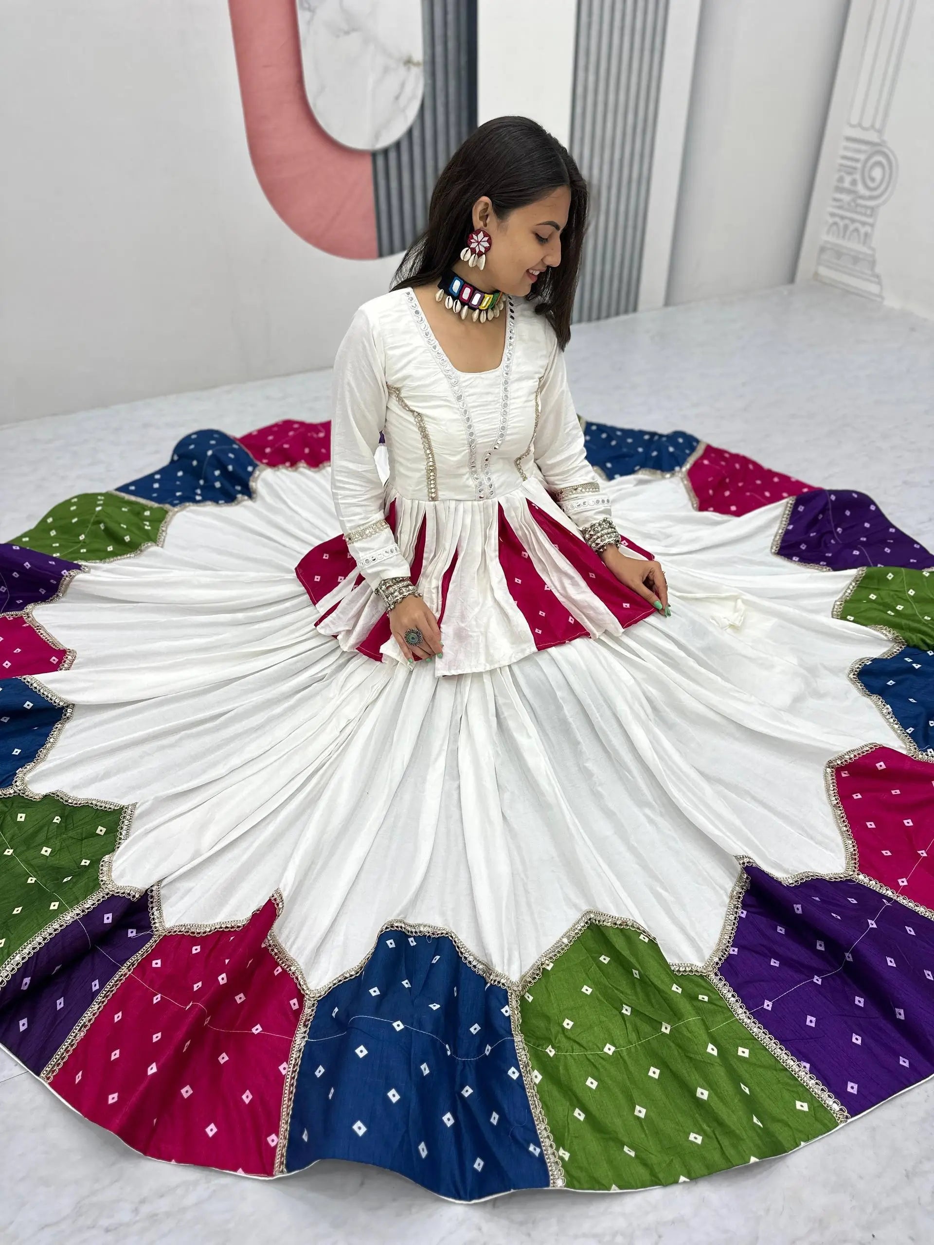 Ivory Bandhani Kediyu Lehenga