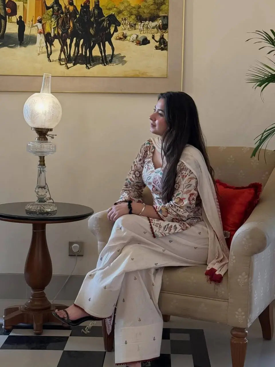 Ivory Floral Print Farshi
