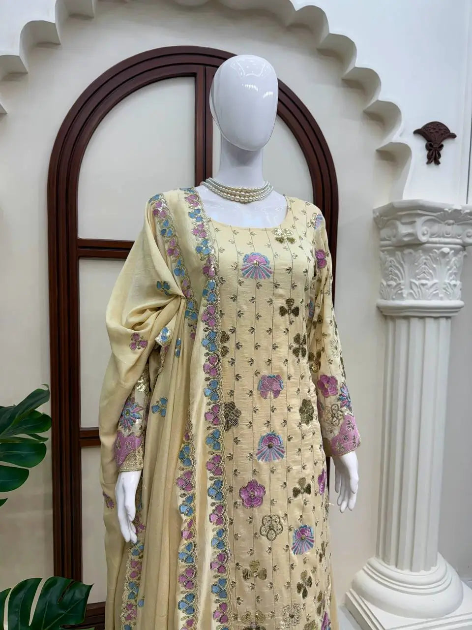 Ivory Floral Sequin Kurta