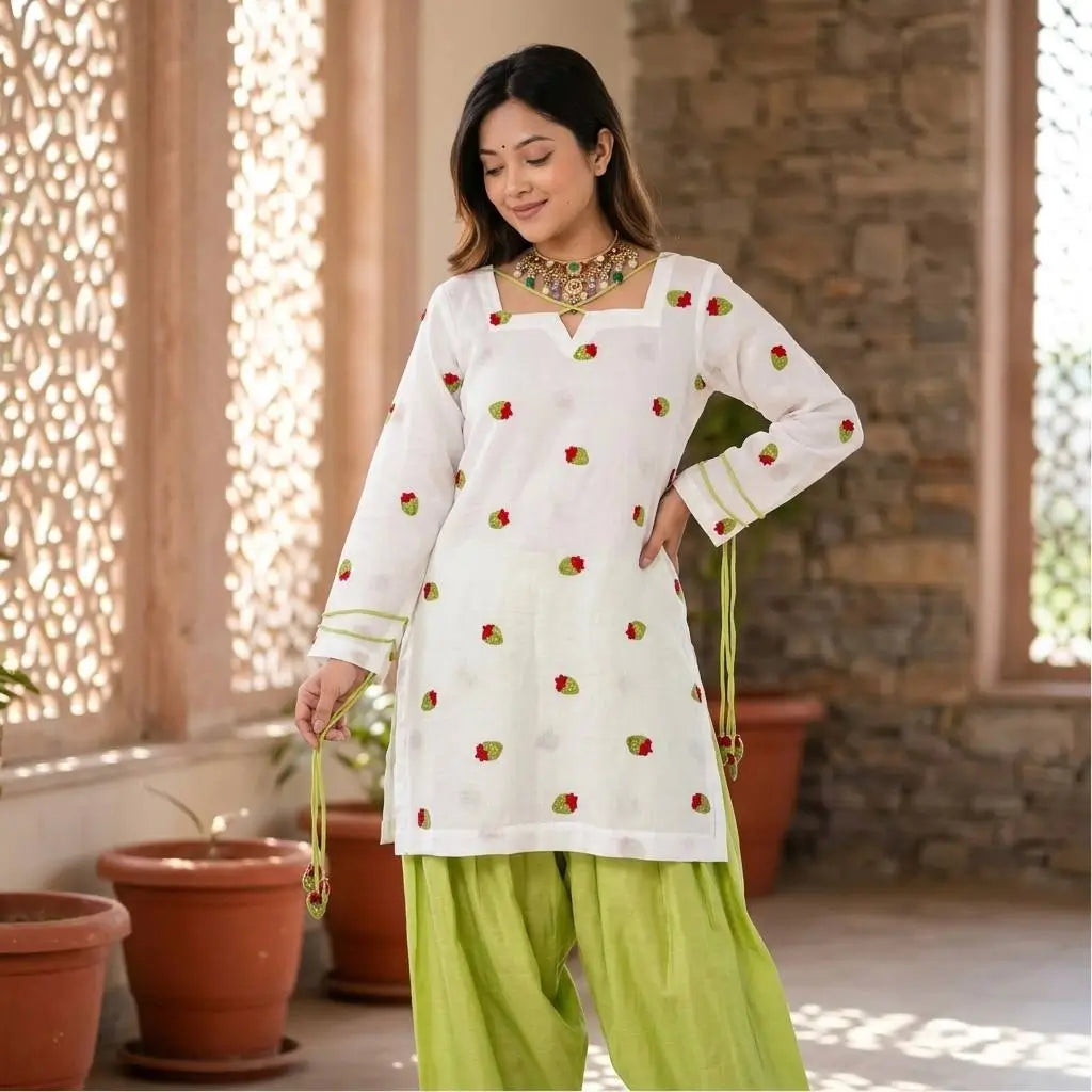 Ivory Strawberry Farshi Set
