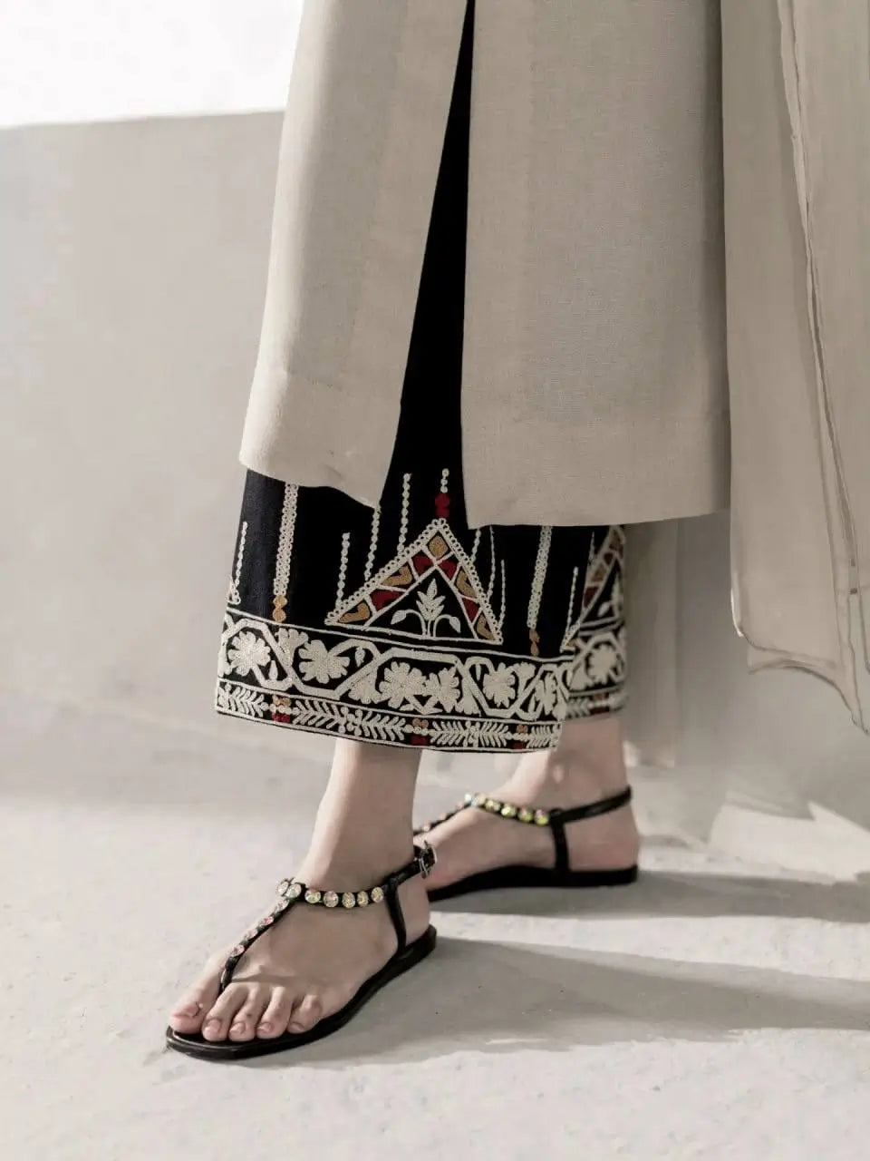 Ivory Threadwork Palazzo Suit