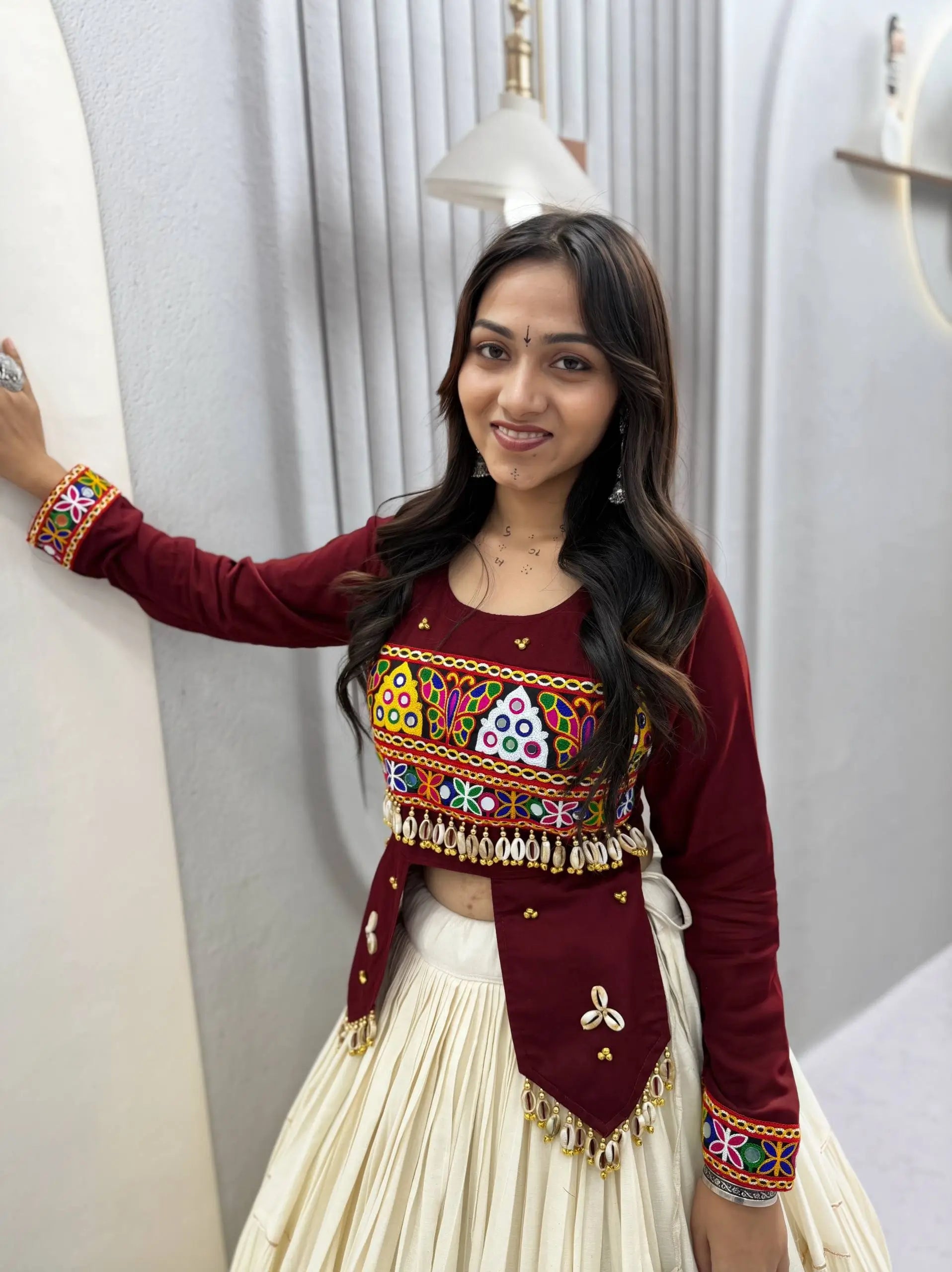 Kodi Gamthi Handwork Lehenga Set