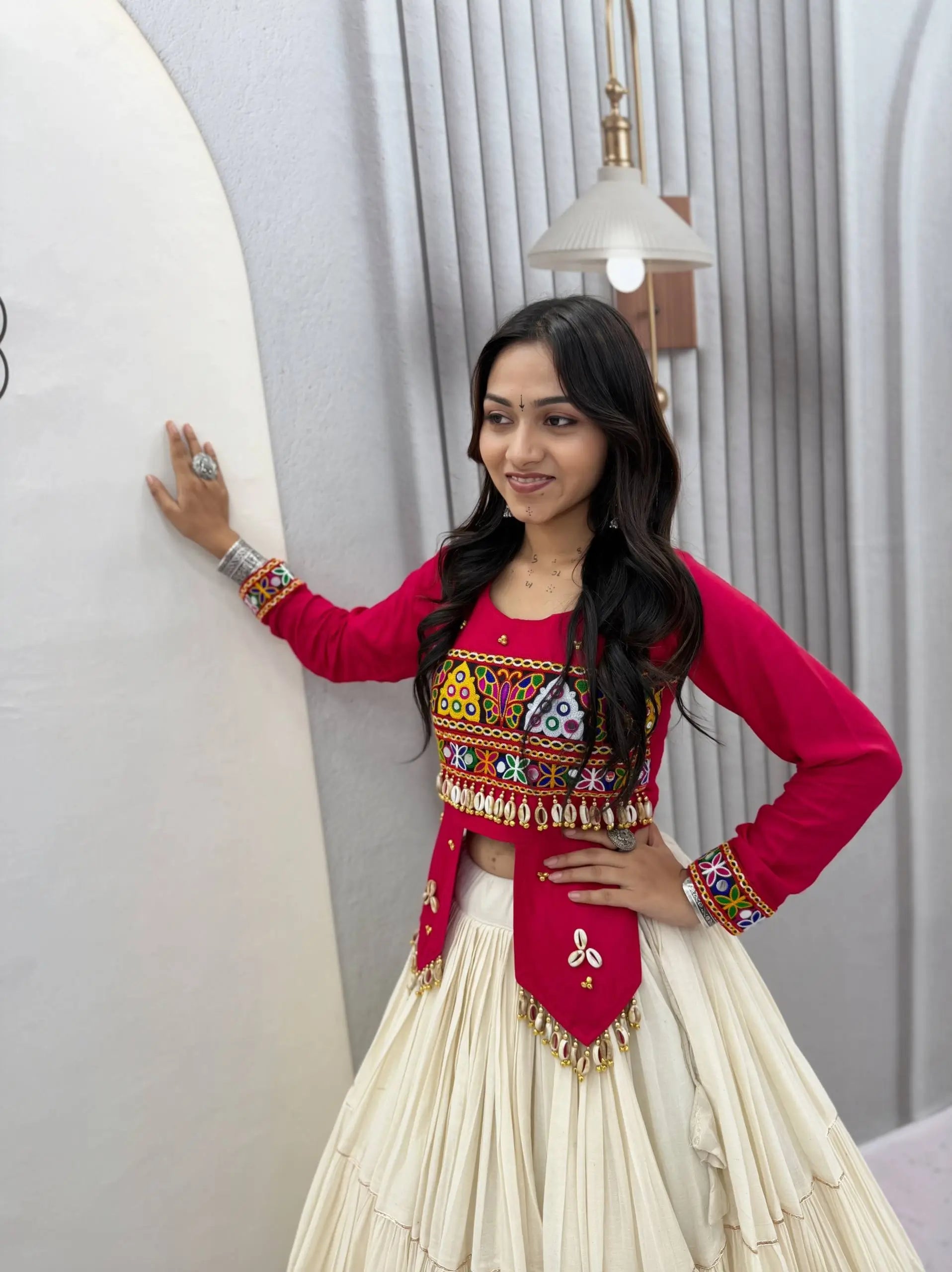 Kodi Gamthi Handwork Lehenga Set