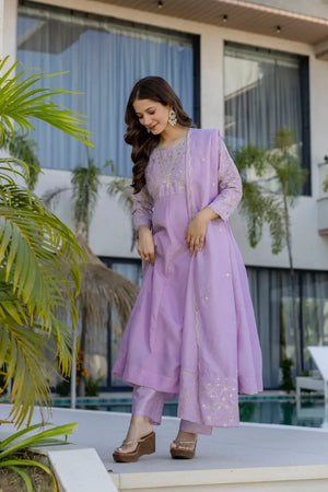 Lavender Vichitra Silk Sequin Embroidered Kurta Set with Dupatta | Elegant Festive Wear