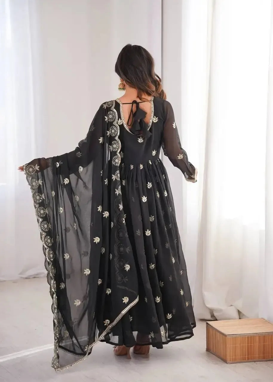 Luxury Star Georgette Gown with Dupatta – Zari & Sequins Embroidery