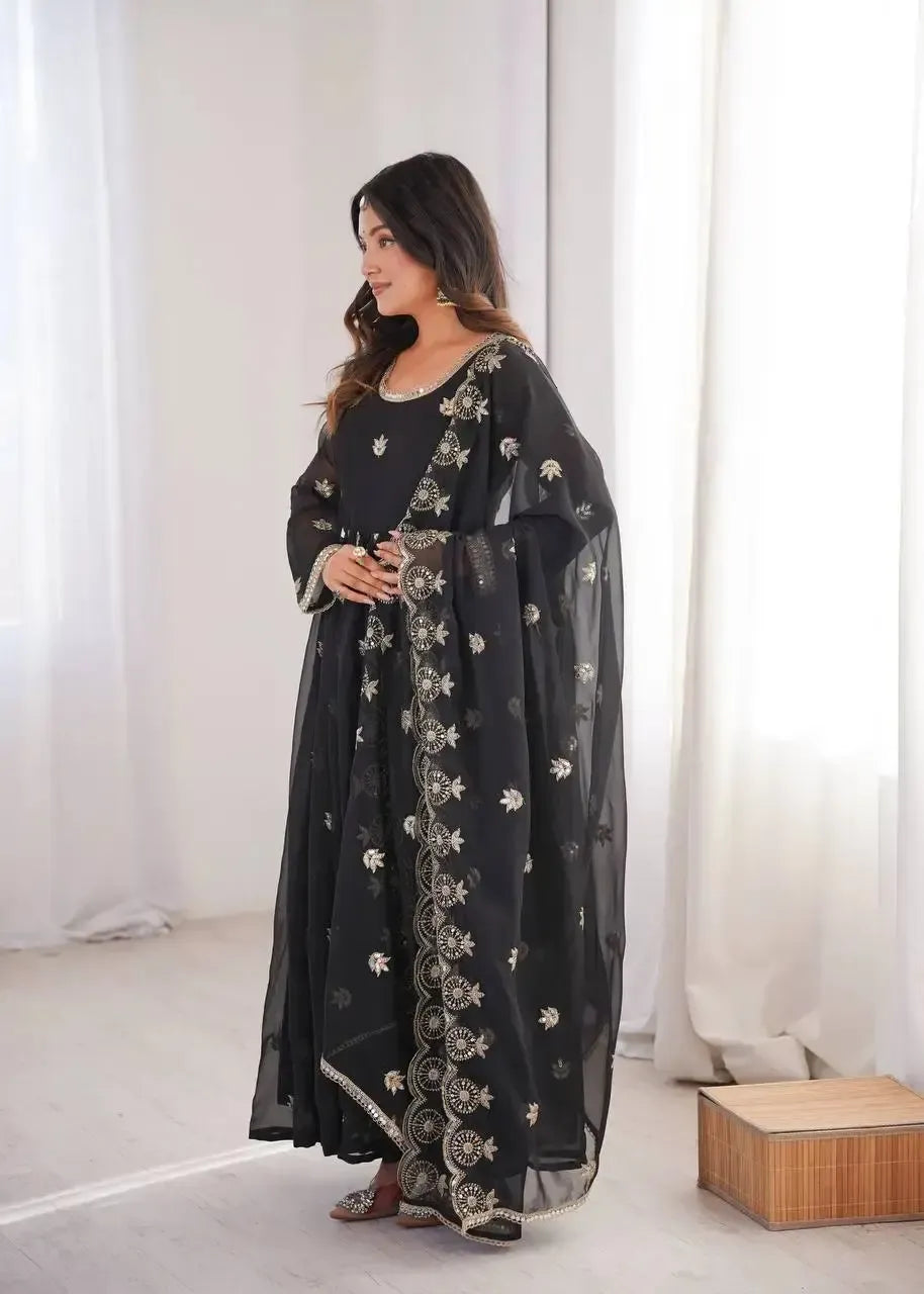 Luxury Star Georgette Gown with Dupatta – Zari & Sequins Embroidery