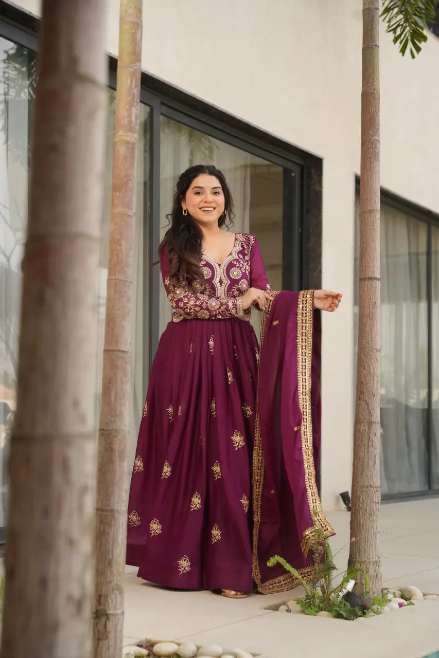 Luxury Star Georgette Gown with Dupatta – Zari & Sequins Embroidery