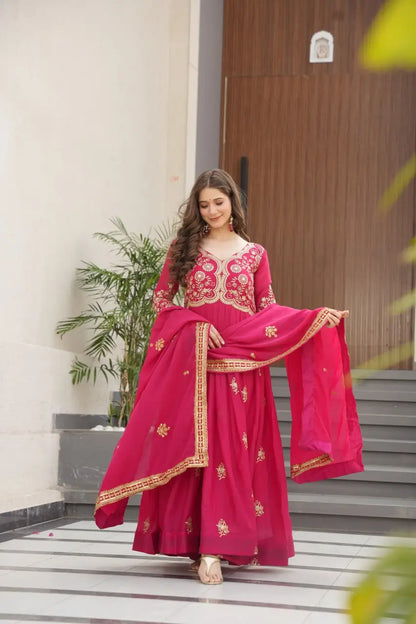Luxury Star Georgette Gown with Dupatta – Zari & Sequins Embroidery
