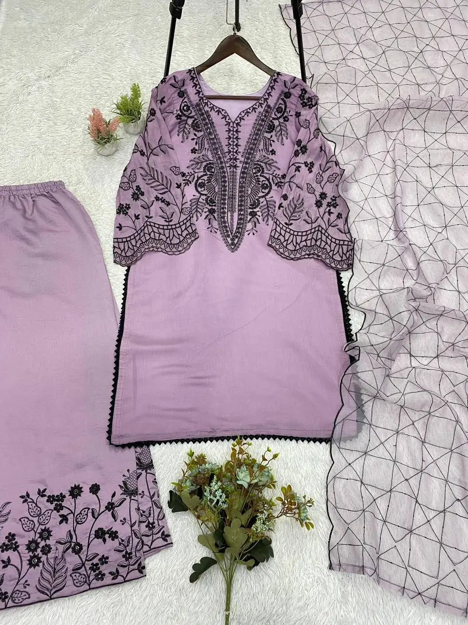 Mal Cotton Embroidery Suit Set, 4 Colours