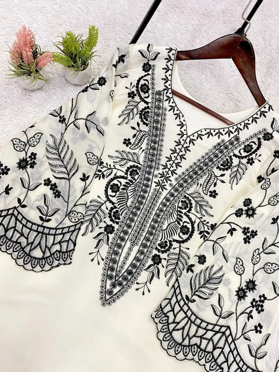 Mal Cotton Embroidery Suit Set, 4 Colours