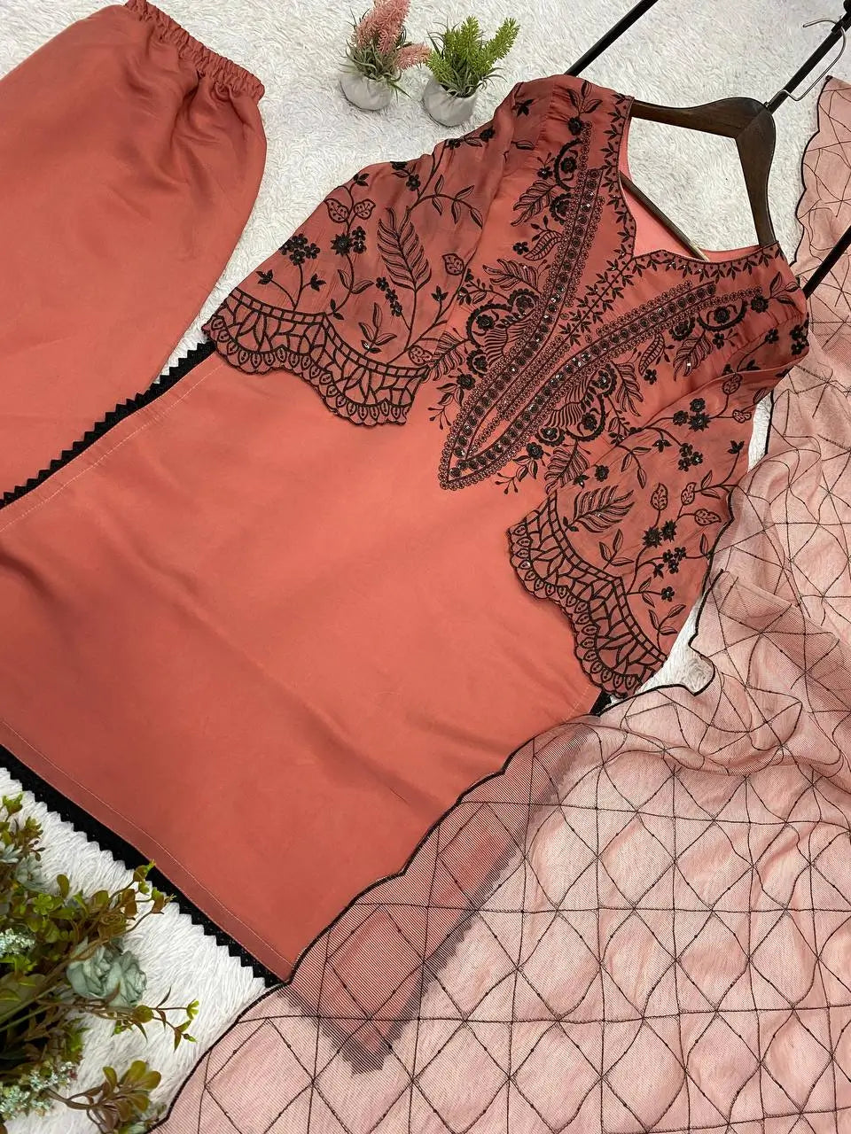 Mal Cotton Embroidery Suit Set, 4 Colours