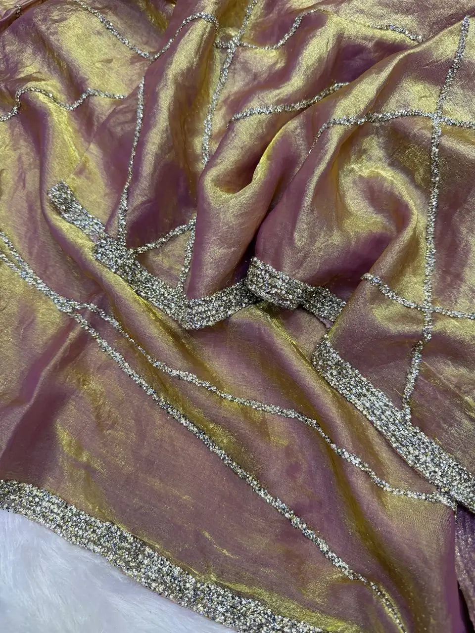 Mauve Diamond Lattice Saree