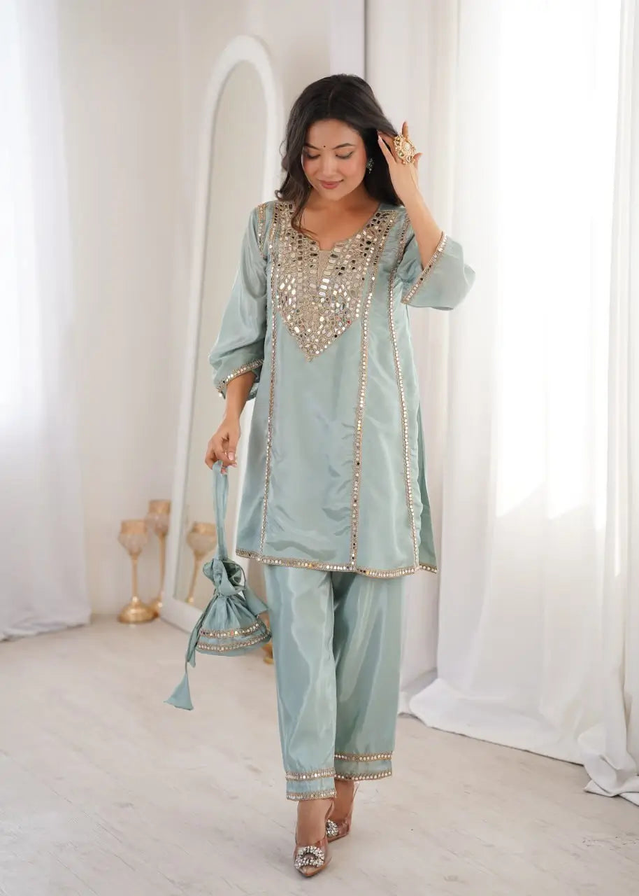 Mauve Mirror Yoke Bell Sleeve Kurta Set