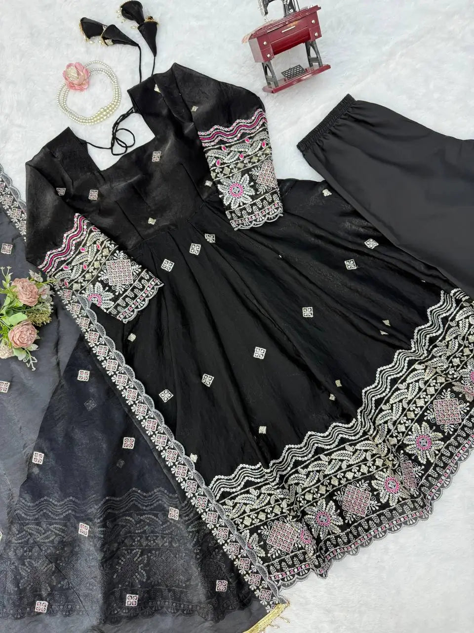 Midnight Scallop Border Anarkali