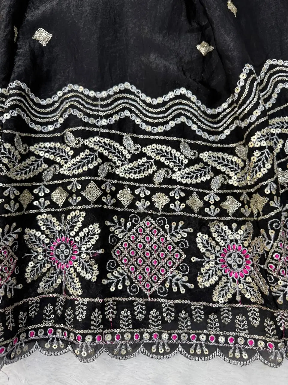 Midnight Scallop Border Anarkali