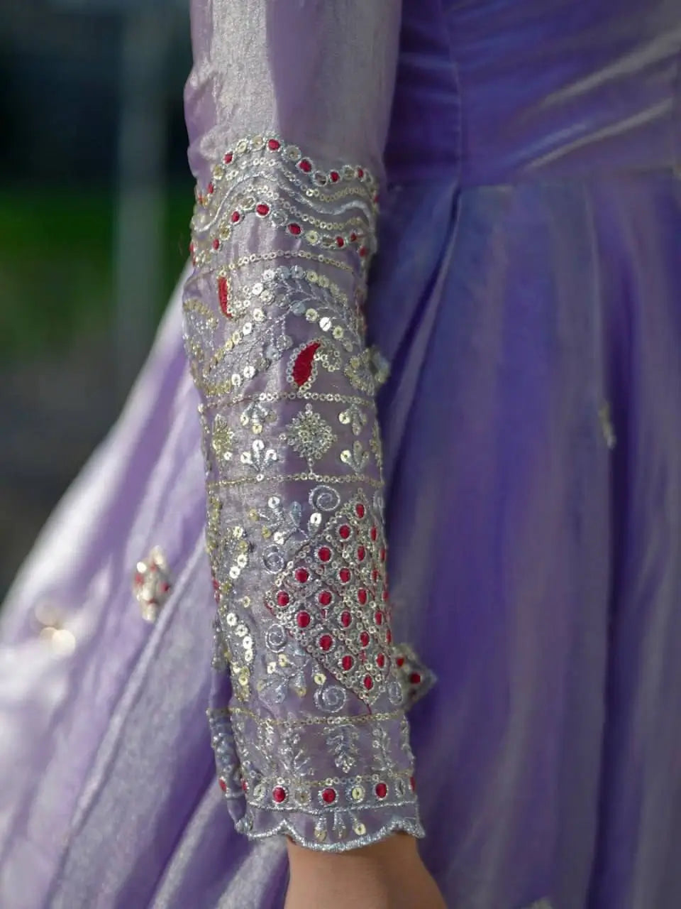 Midnight Scallop Border Anarkali