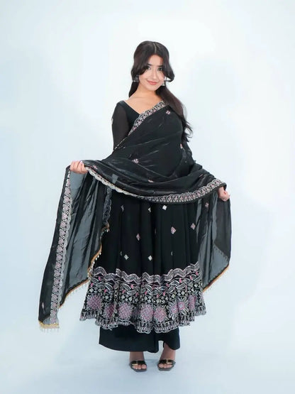 Midnight Scallop Border Anarkali