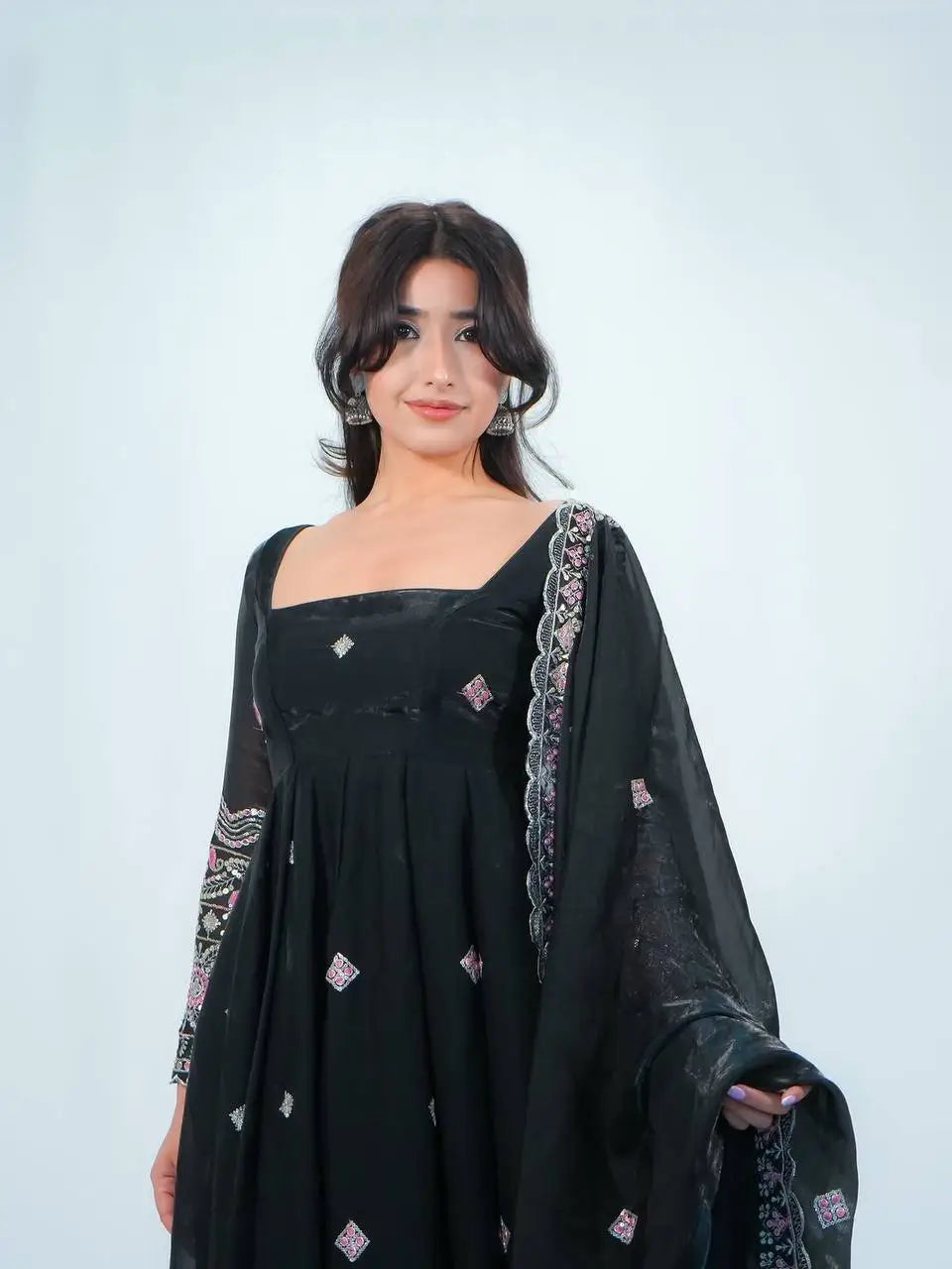 Midnight Scallop Border Anarkali